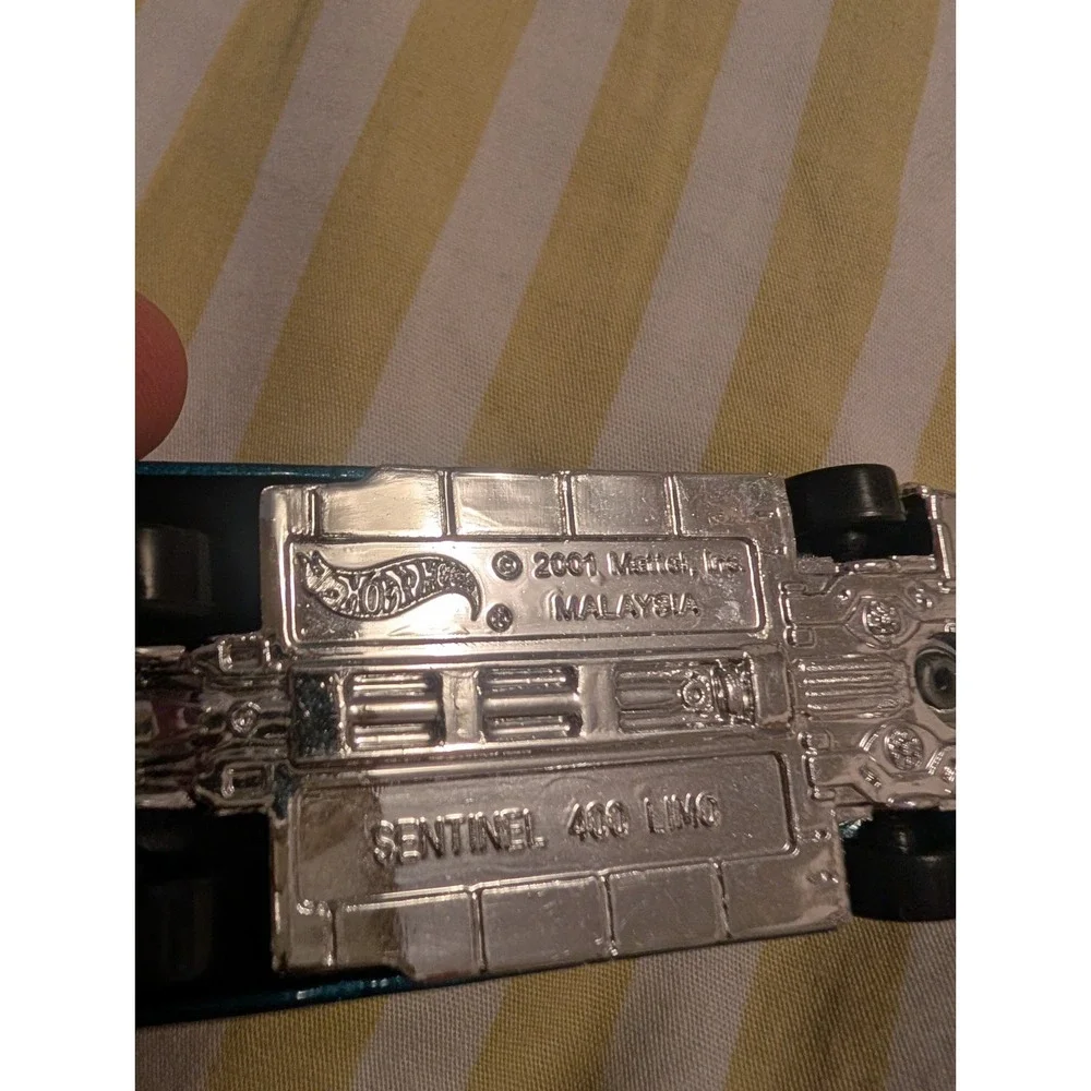 Hot Wheels 2001 hot